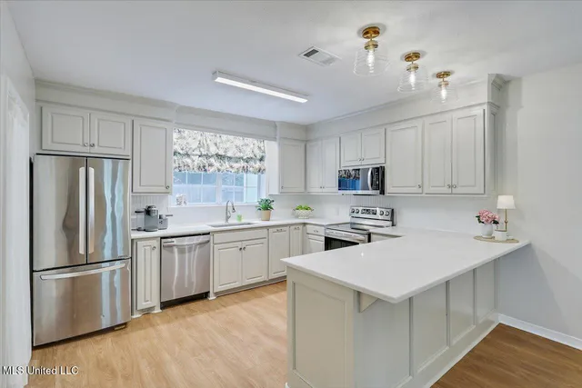 $255,000 | 322 2nd Avenue Northwest, Magee, MS 39111