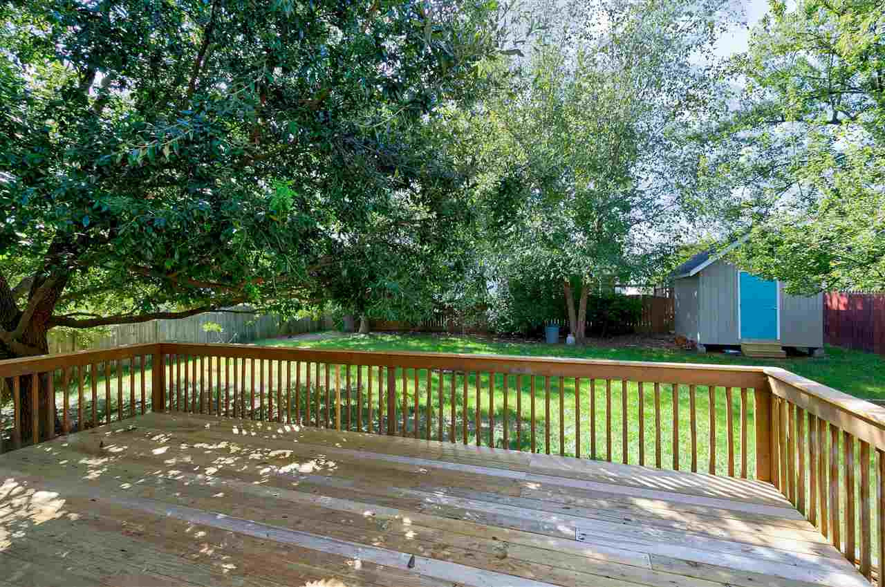 2325 Bolingbrook Lane Raleigh, NC 27613 - Photo 23 of 30 Over-sized Deck