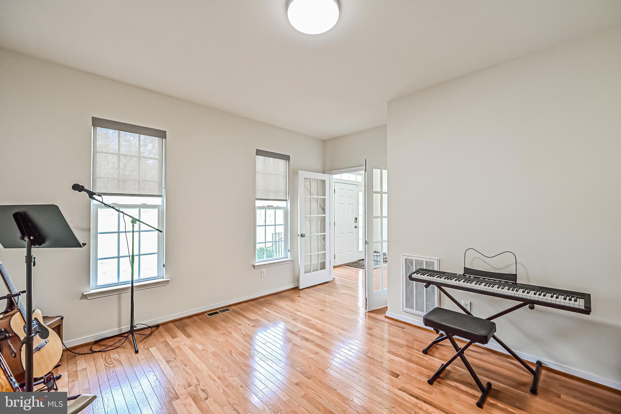 6415 Beach Road Warrenton, VA 20187 - Photo 15 of 47 Gallery Image 15