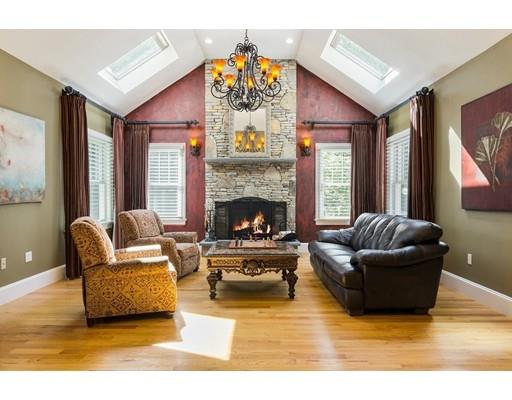 32 Stable Way Medway, MA 02053 - Photo 11 of 42 Gallery Image 11