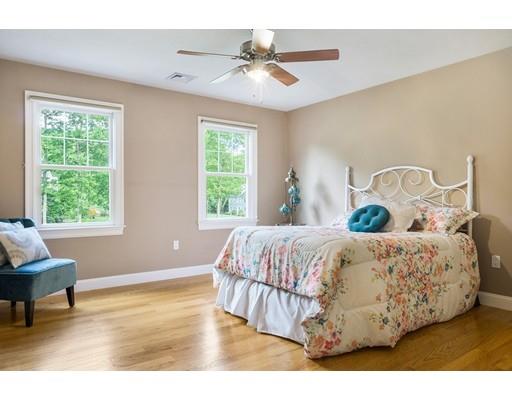 32 Stable Way Medway, MA 02053 - Photo 23 of 42 Gallery Image 23