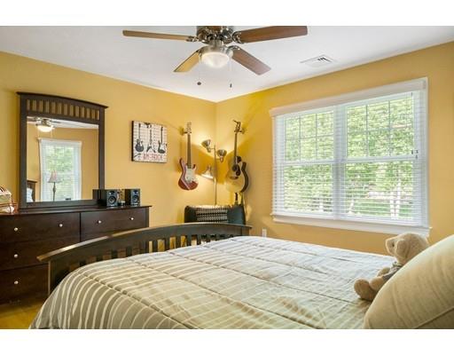 32 Stable Way Medway, MA 02053 - Photo 24 of 42 Gallery Image 24