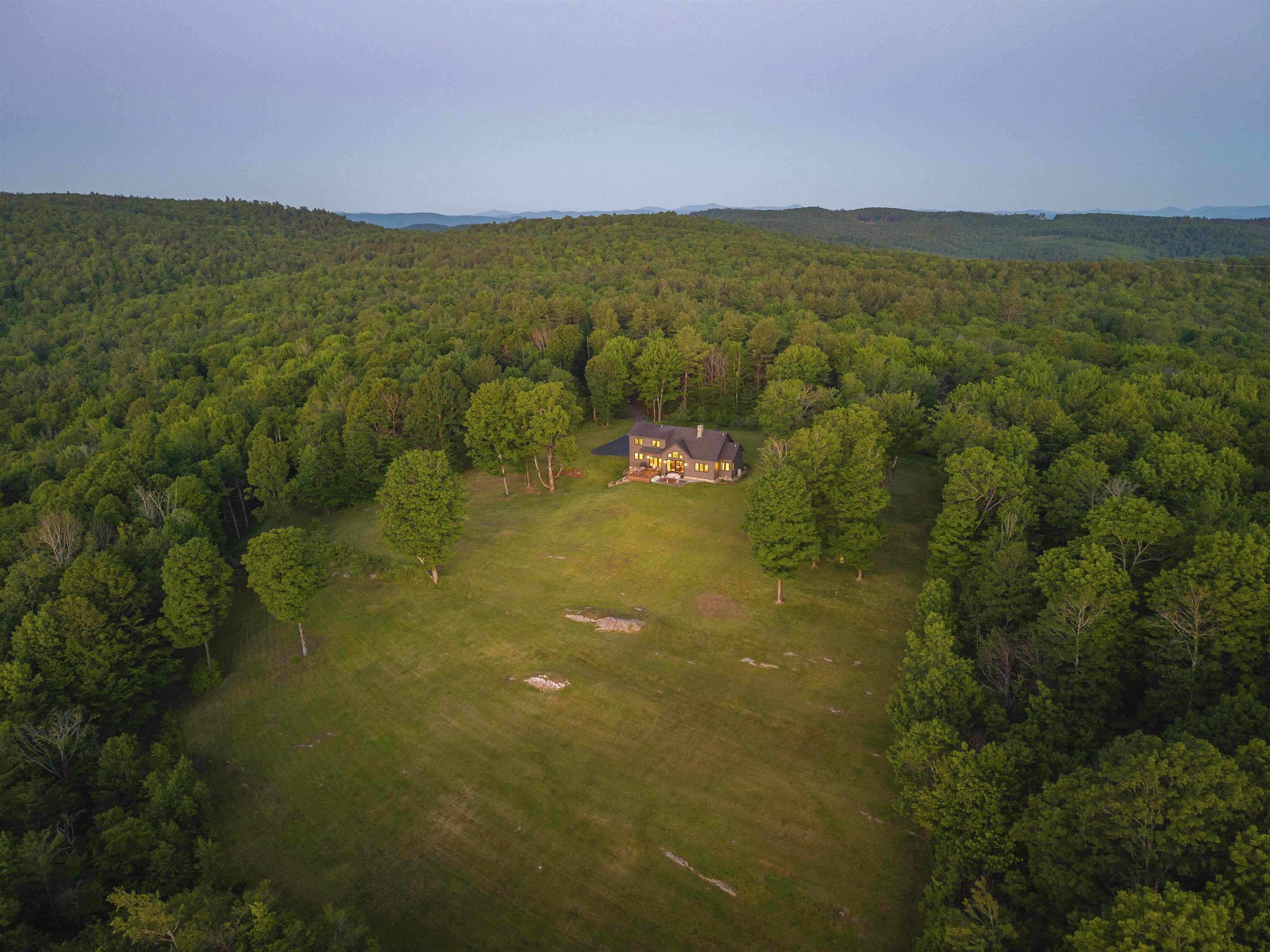 245 Turnpike Road Sharon, VT 05055 - Photo 31 of 35