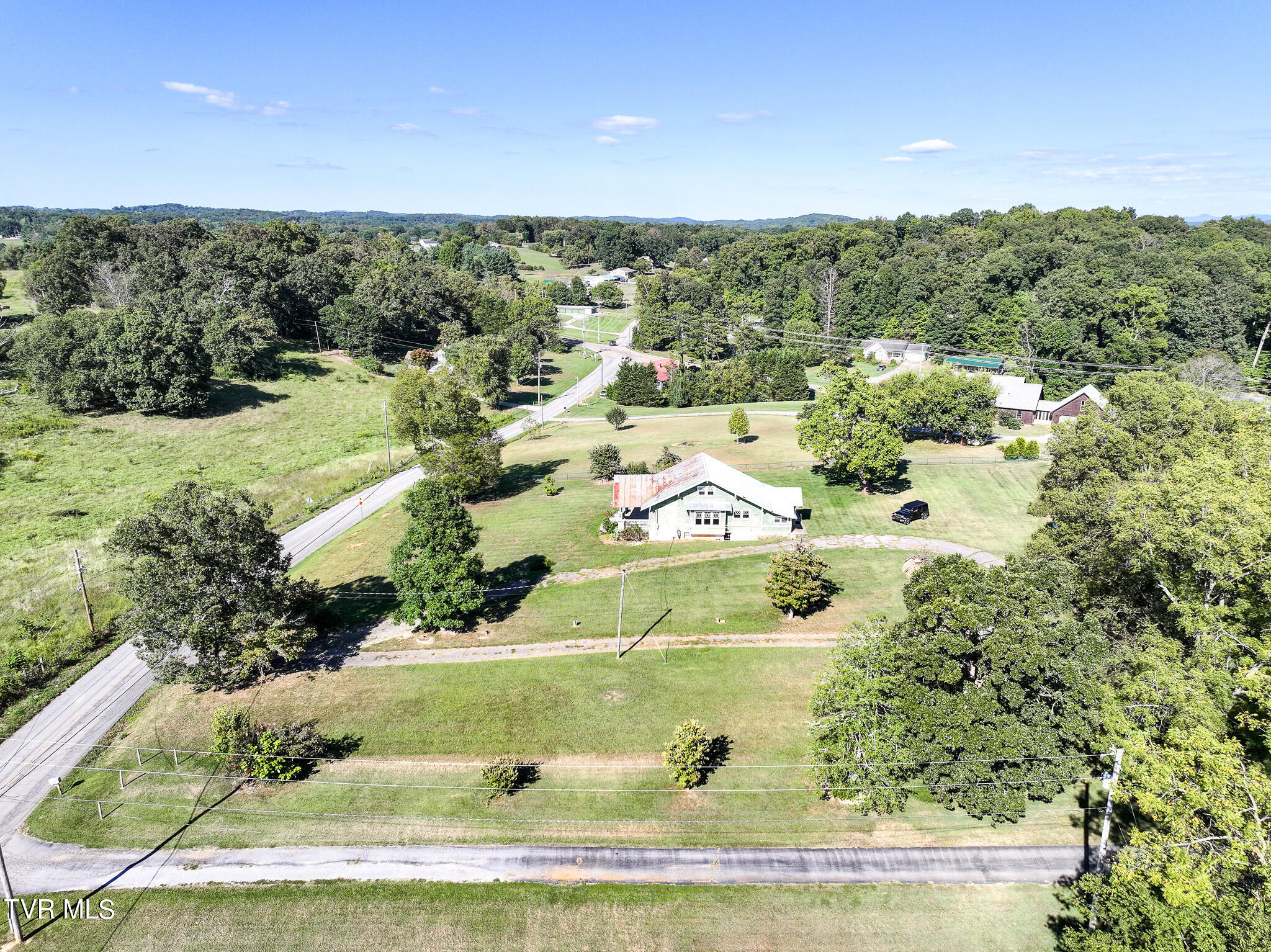 73 West Allens Bridge Road, Unit 5 Greeneville, TN 37743 - Photo 13 of 13 DJI_20240908191826_0717_D