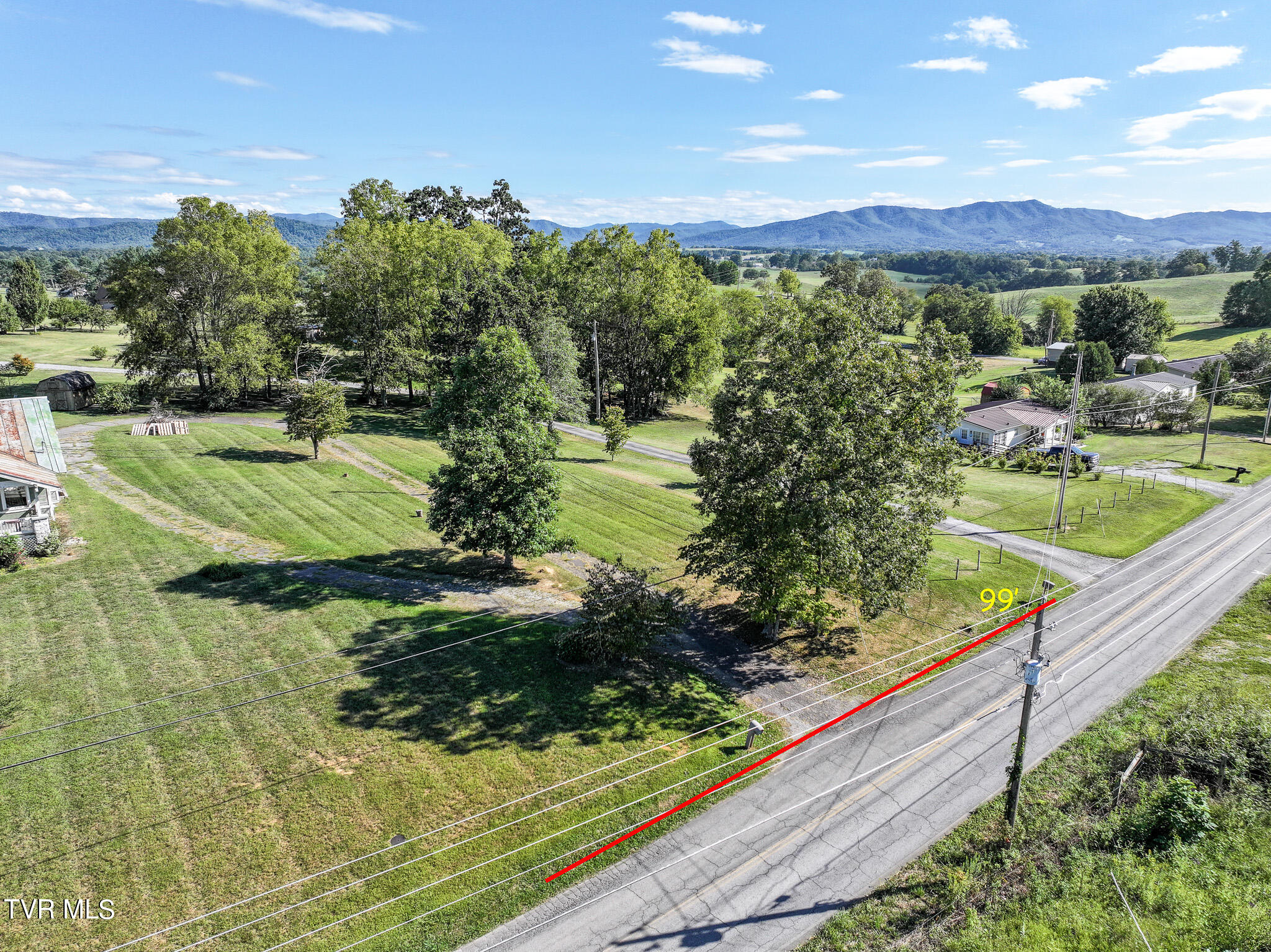 73 West Allens Bridge Road, Unit 5 Greeneville, TN 37743 - Photo 6 of 13 DJI_20240908191942_0723_D-Edit