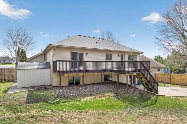 $425,000 | 530 Cedar Court Northeast, Pine Island, MN 55963