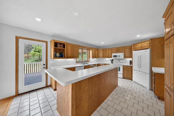 $425,000 | 530 Cedar Court Northeast, Pine Island, MN 55963