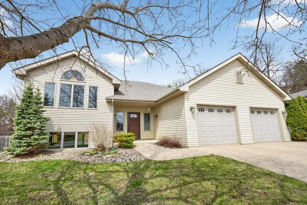 $425,000 | 530 Cedar Court Northeast, Pine Island, MN 55963