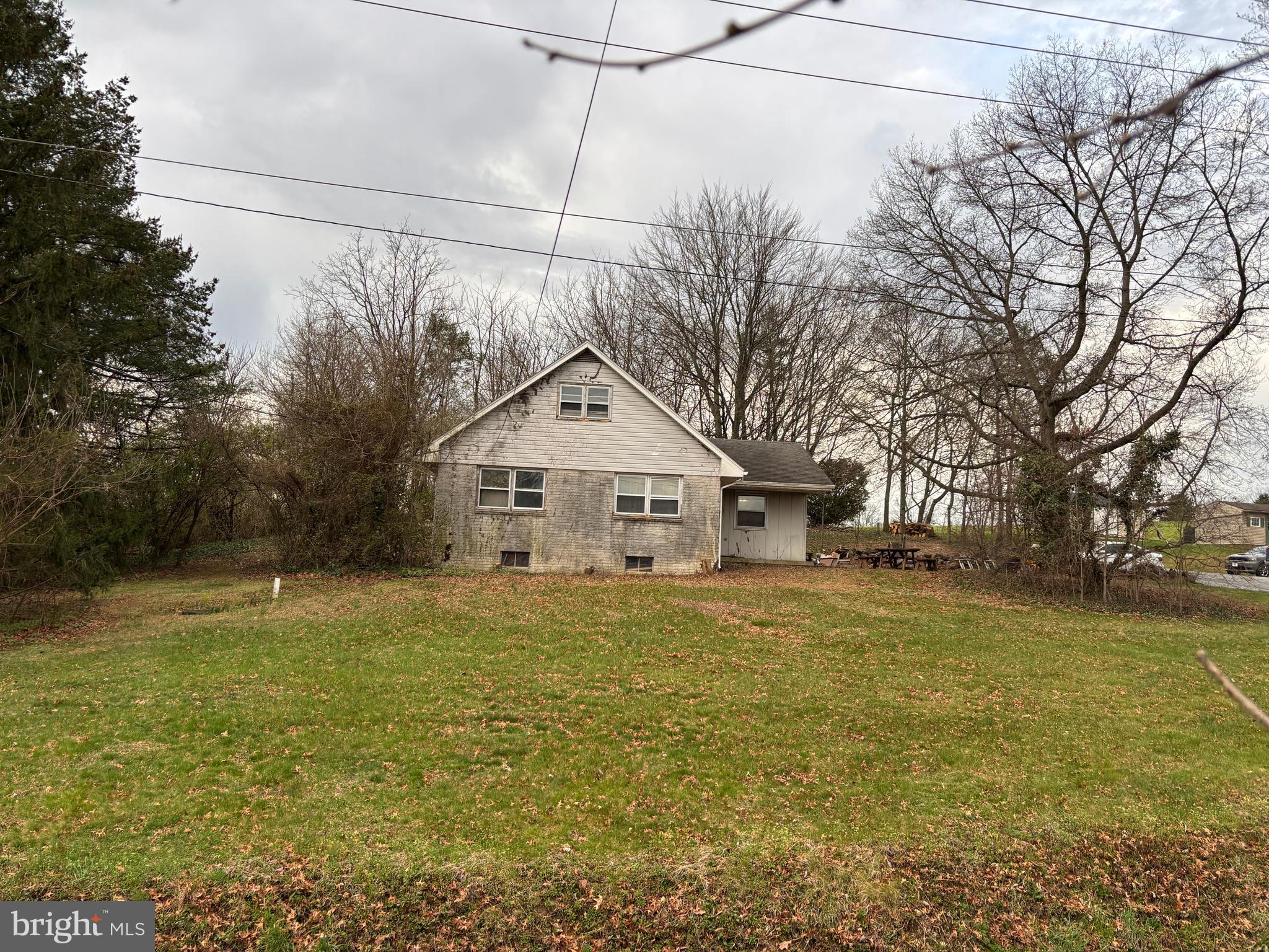 39 Hossler Road Manheim, PA 17545 - Photo 3 of 16 a house view with a outdoor space