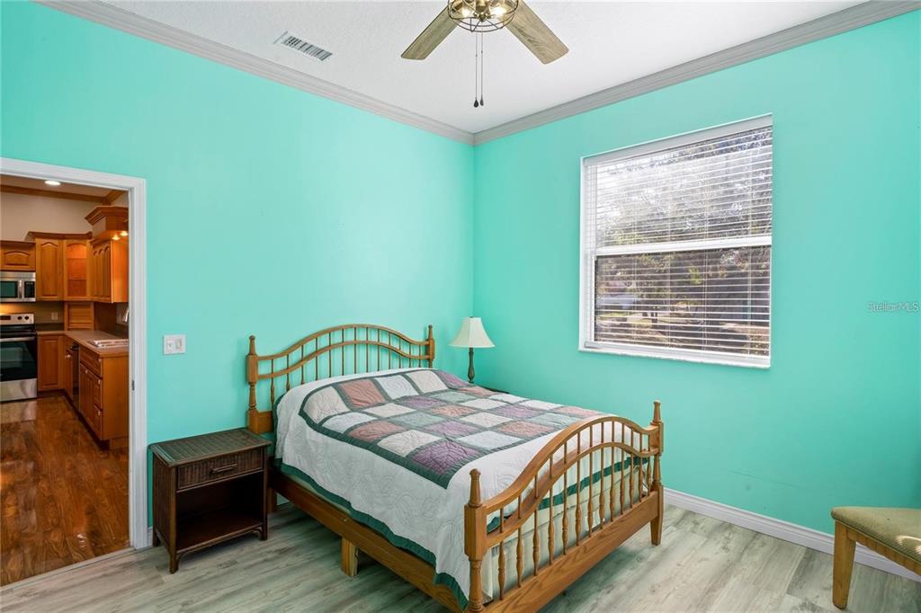 6131 Central Avenue New Port Richey, FL 34653 - Photo 25 of 47