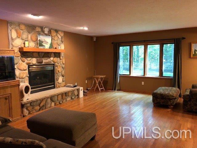 7768 Tipperary Road Gladstone, MI 49837 - Photo 9 of 22 Gallery Image 9