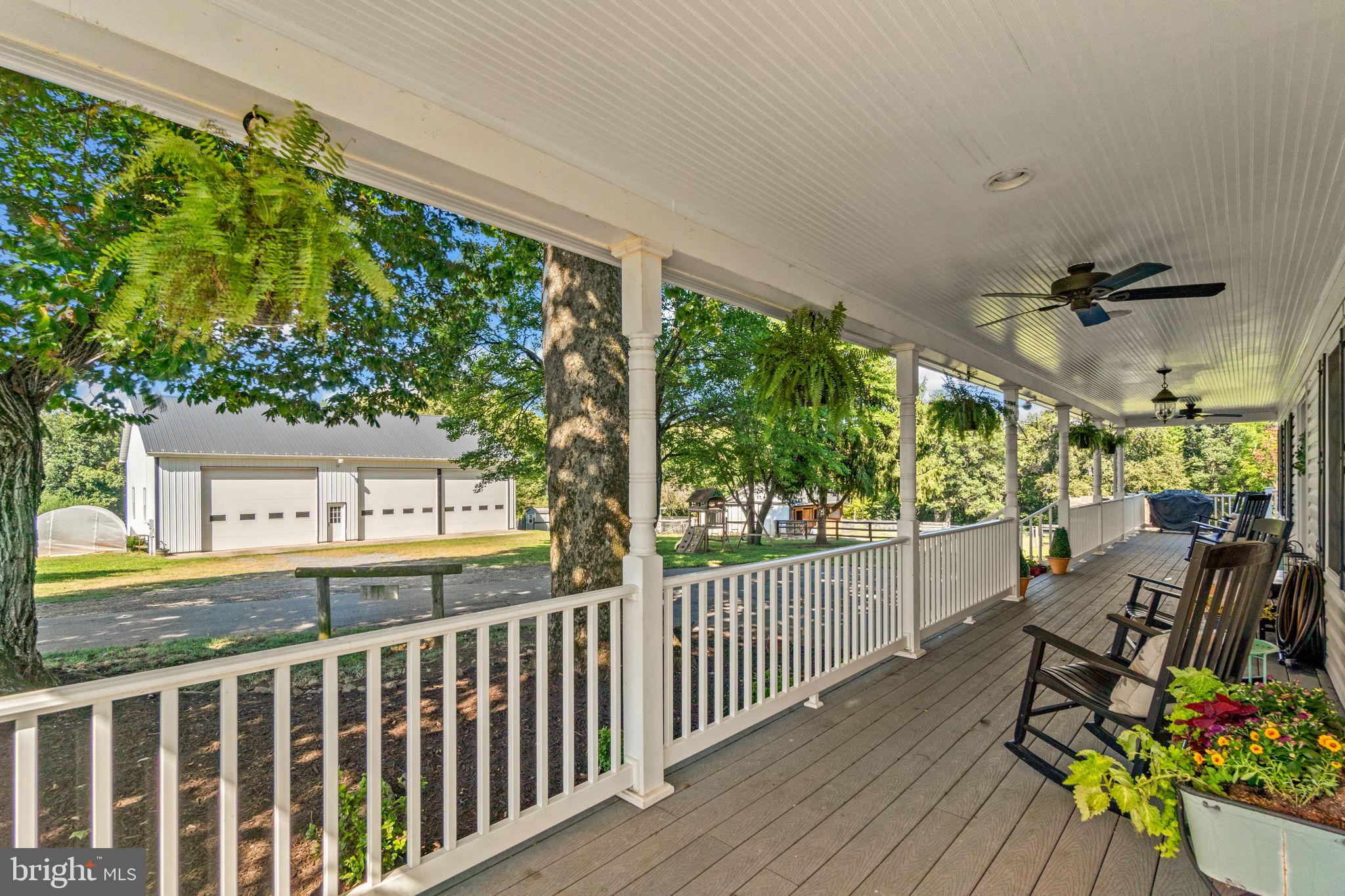 10140 Lenhart Road Frederick, MD 21701 - Photo 4 of 47