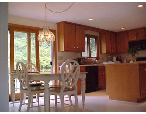 12 Bittersweet Road Lakeville, MA 02347 - Photo 3 of 8 Gallery Image 3