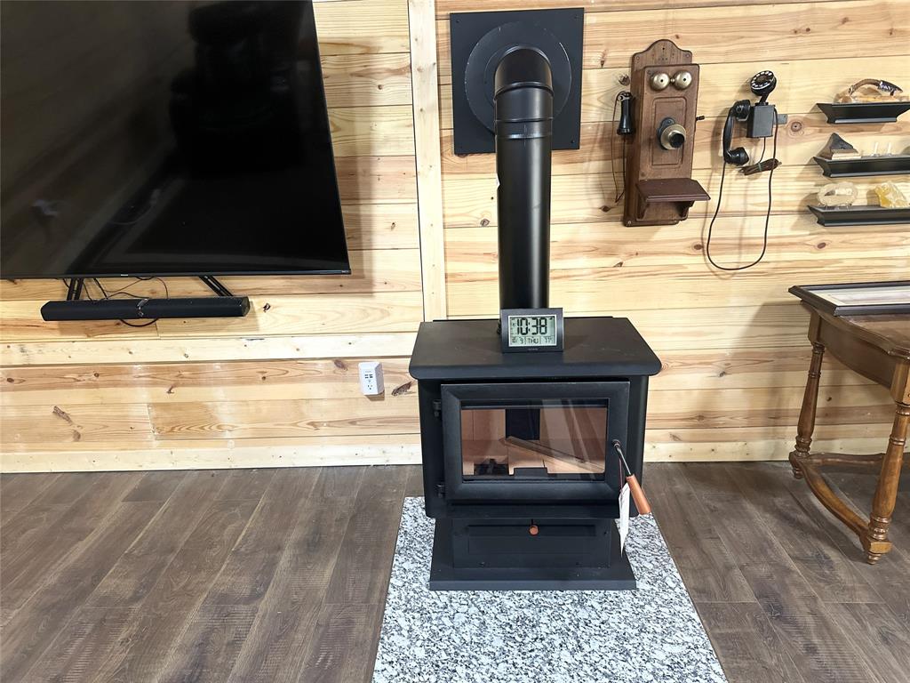 191 Cherry Lane Streetman, TX 75859 - Photo 12 of 40 a living room with furniture and wooden floor