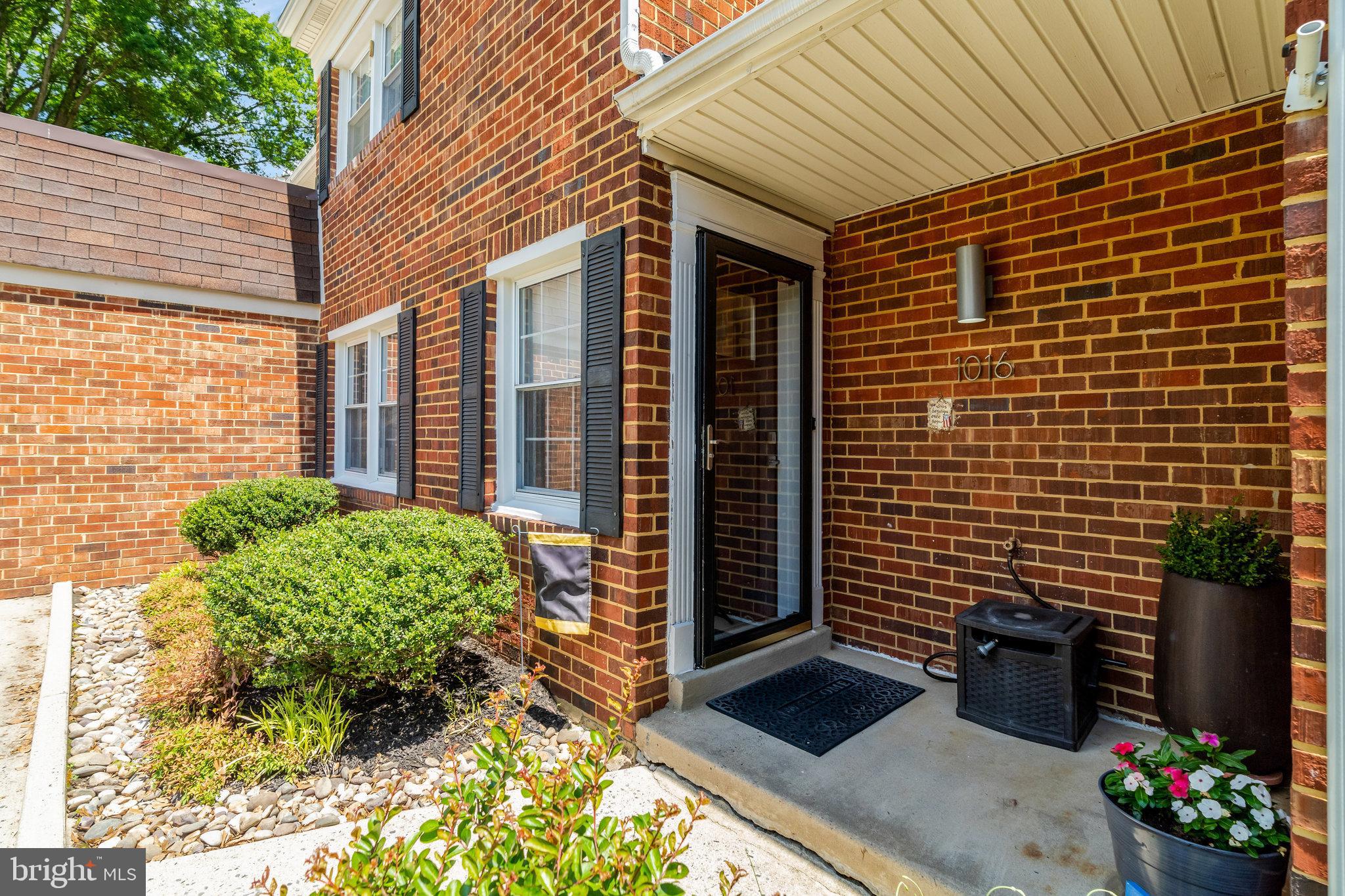 1016 Moorefield Creek Road Southwest Vienna, VA 22180 - Photo 1 of 60 Welcome Home!