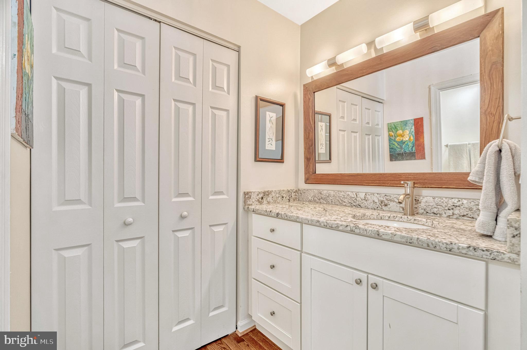 1016 Moorefield Creek Road Southwest Vienna, VA 22180 - Photo 25 of 60 Gallery Image 25