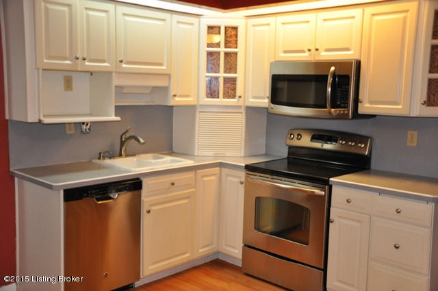 5002 Cool Brook Road Louisville, KY 40291 - Photo 10 of 35 DSC_0062