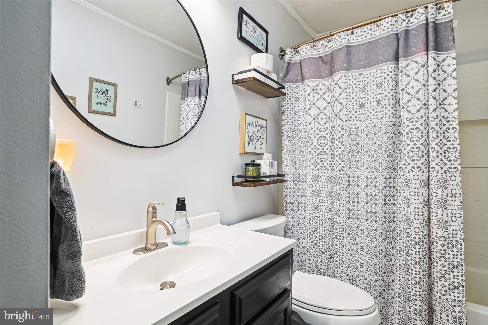 1235 Willow Road Dundalk, MD 21222 - Photo 8 of 22 Bathroom