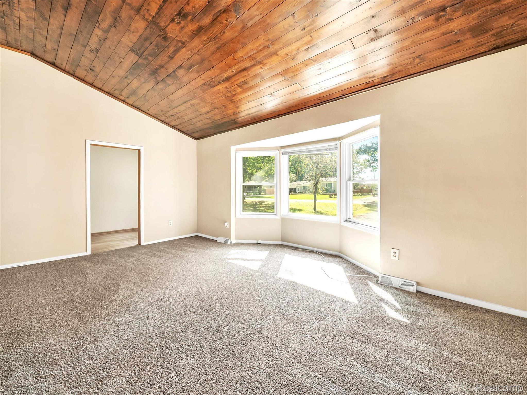 2491 Frankson Avenue Rochester, MI 48307 - Photo 11 of 45 Gallery Image 11