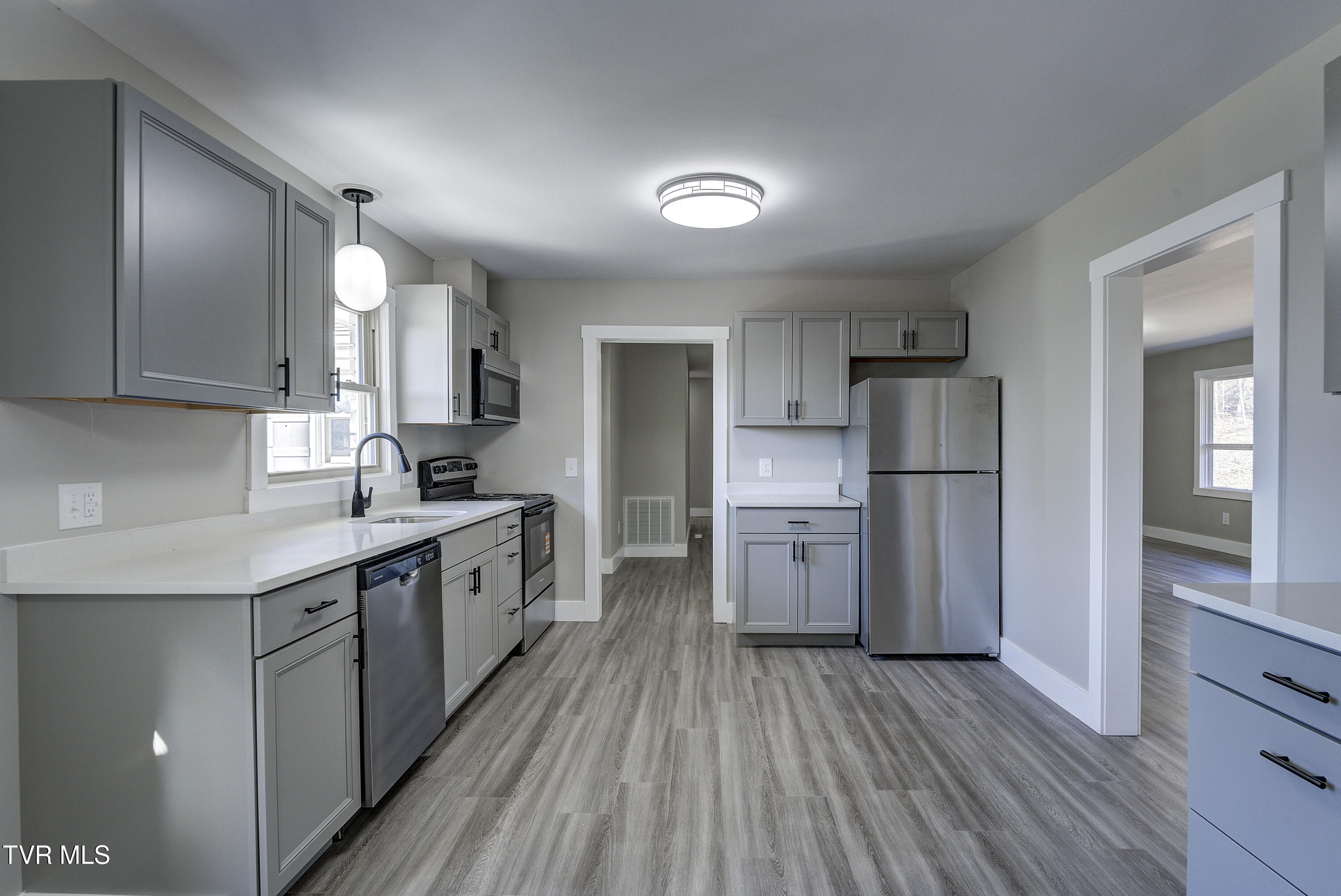 4407 Mitchell Road Kingsport, TN 37664 - Photo 17 of 67 MItchell-10