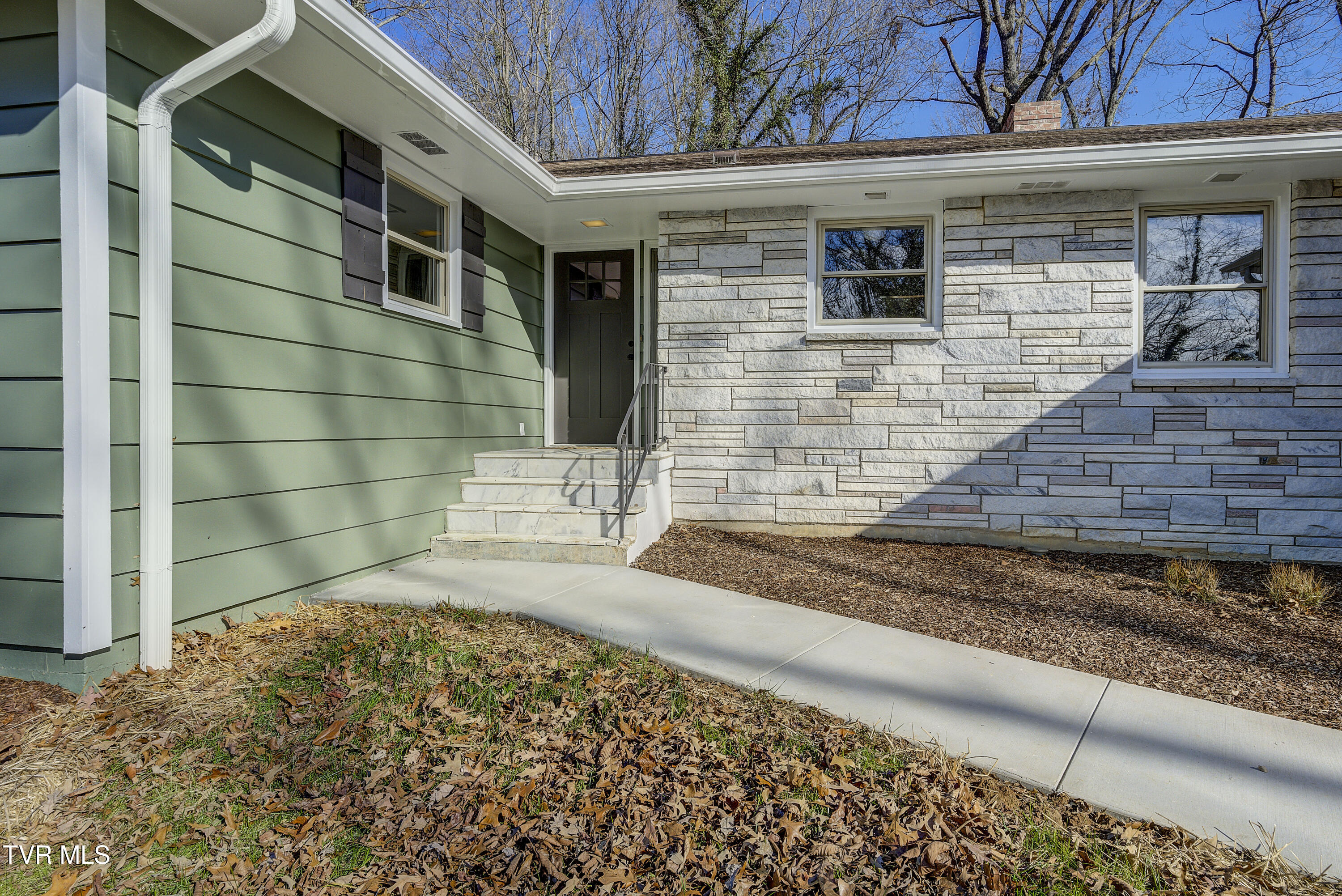 4407 Mitchell Road Kingsport, TN 37664 - Photo 2 of 67 MItchell-50