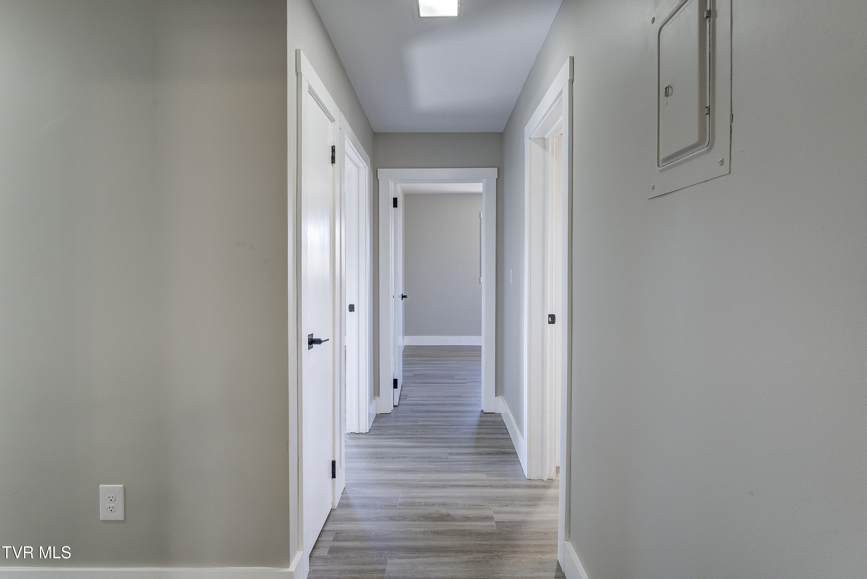 4407 Mitchell Road Kingsport, TN 37664 - Photo 23 of 67 MItchell-16