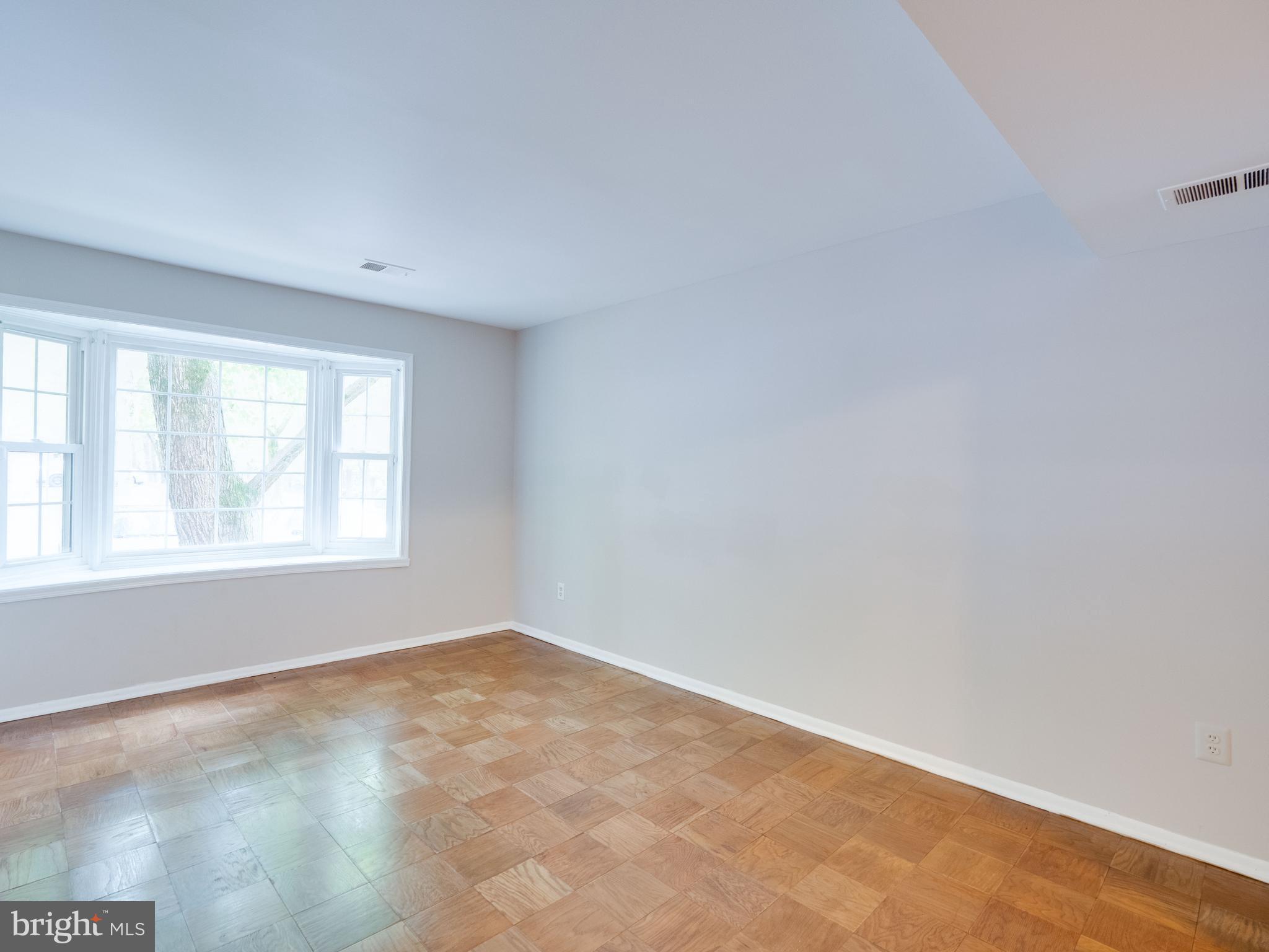 8352 Luce Court Springfield, VA 22153 - Photo 18 of 48 Gallery Image 18