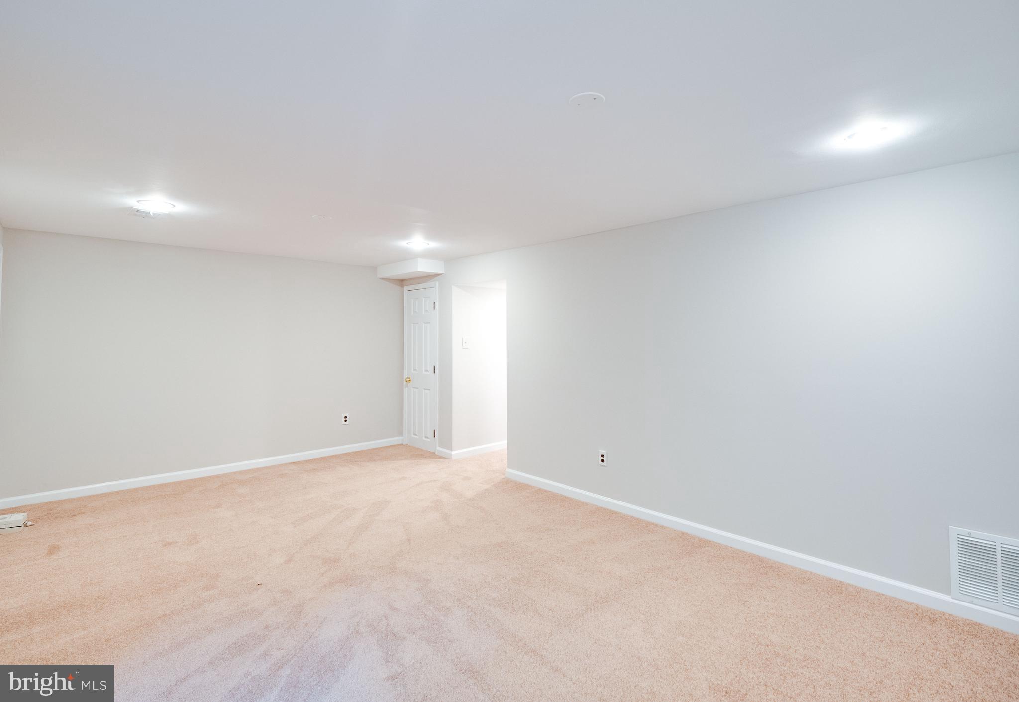 8352 Luce Court Springfield, VA 22153 - Photo 35 of 48 Gallery Image 35