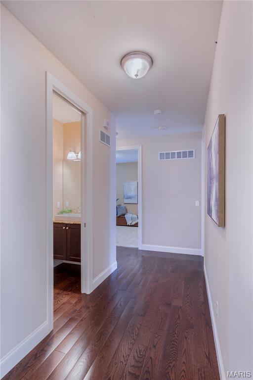 1090 Bridleridge Crossing Spur High Ridge, MO 63049 - Photo 21 of 51