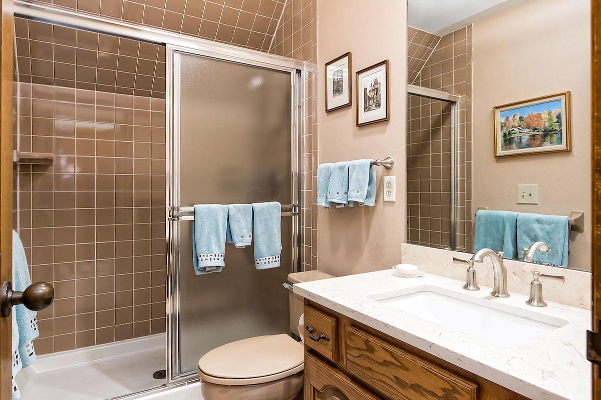 1427 Roxbury Road, Unit E Columbus, OH 43212 - Photo 27 of 41