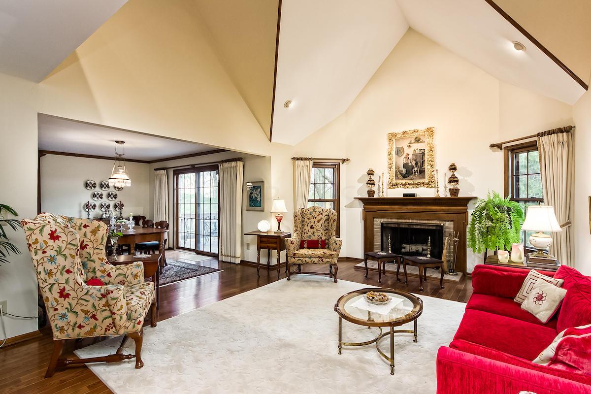 1427 Roxbury Road, Unit E Columbus, OH 43212 - Photo 6 of 41