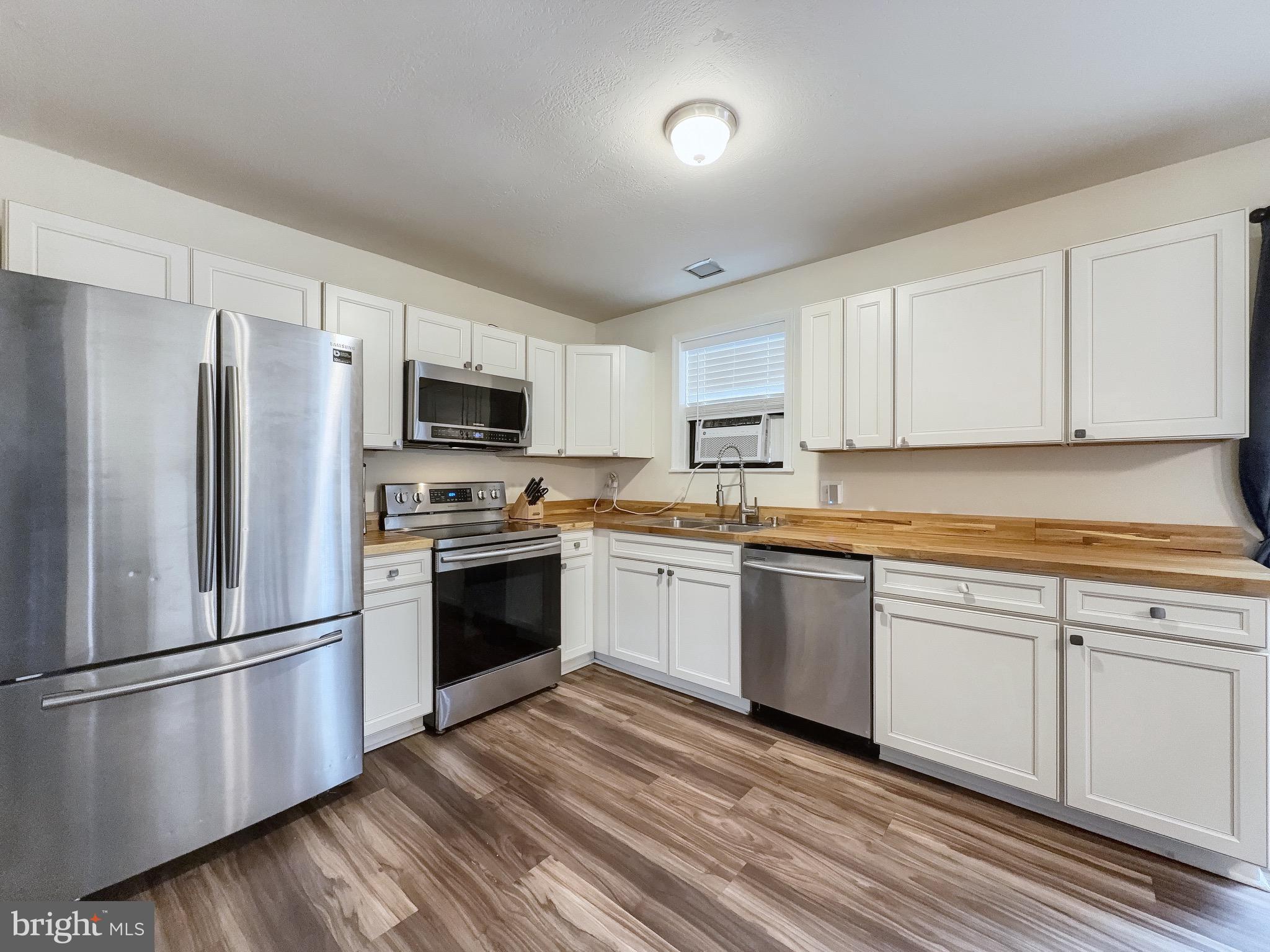 3048 Muirfield Road Dover, PA 17315 - Photo 7 of 20 Gallery Image 7