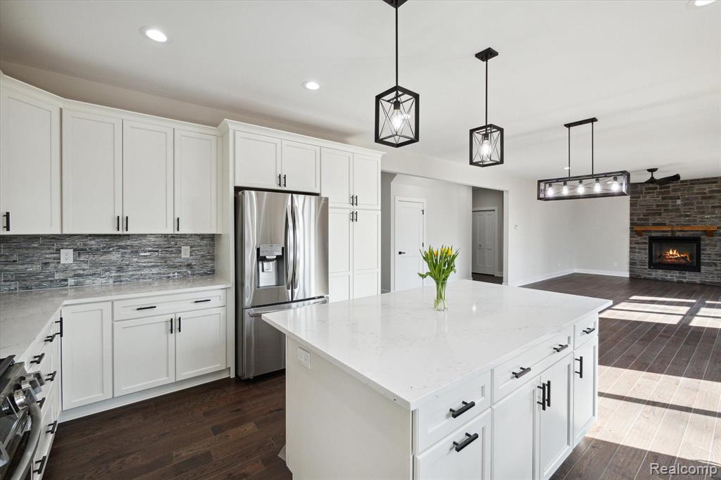 241 Maplehill Road Rochester Hills, MI 48306 - Photo 12 of 46