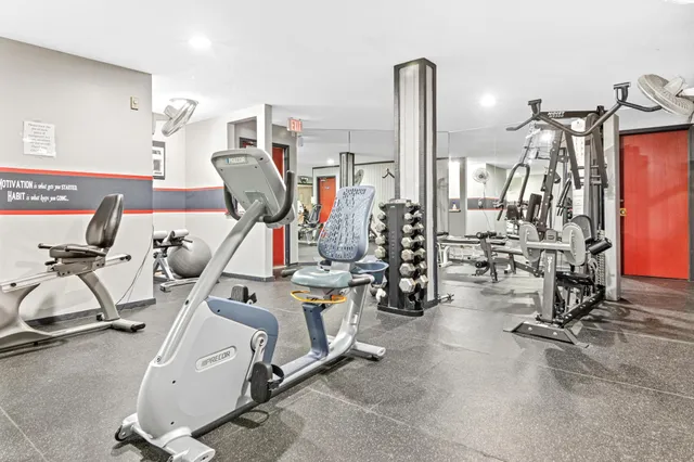 $152,900 | 132 Demont Avenue, Unit 136, Little Canada, MN 55117