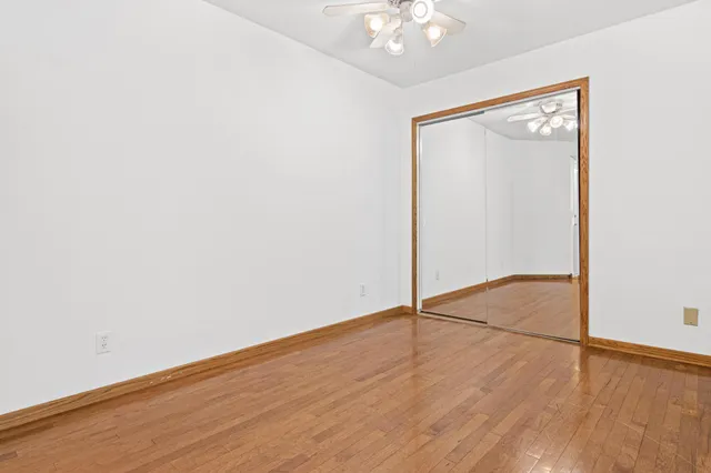 $152,900 | 132 Demont Avenue, Unit 136, Little Canada, MN 55117