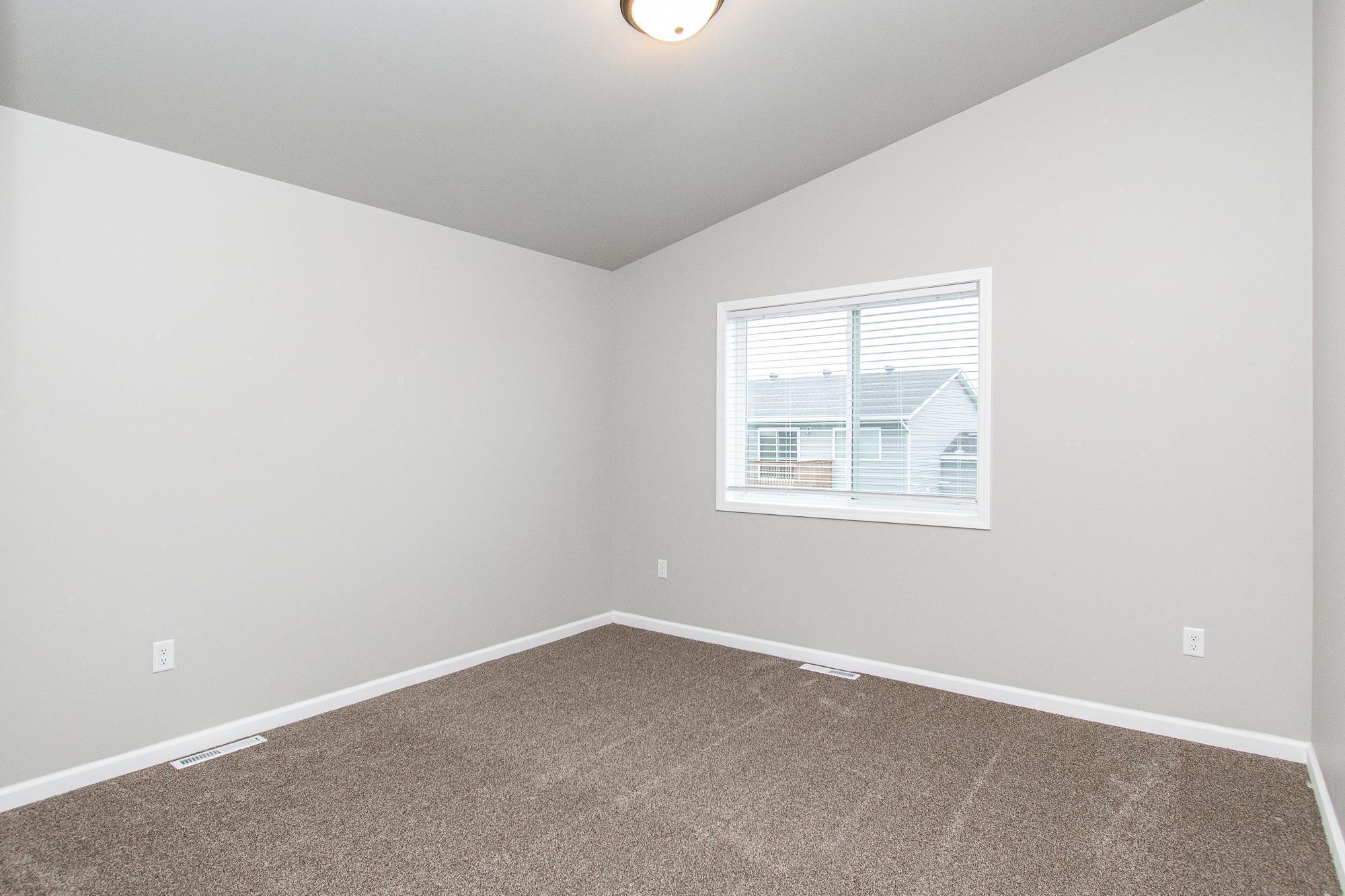 149 Pine Avenue Mapleton, ND 58059 - Photo 18 of 38