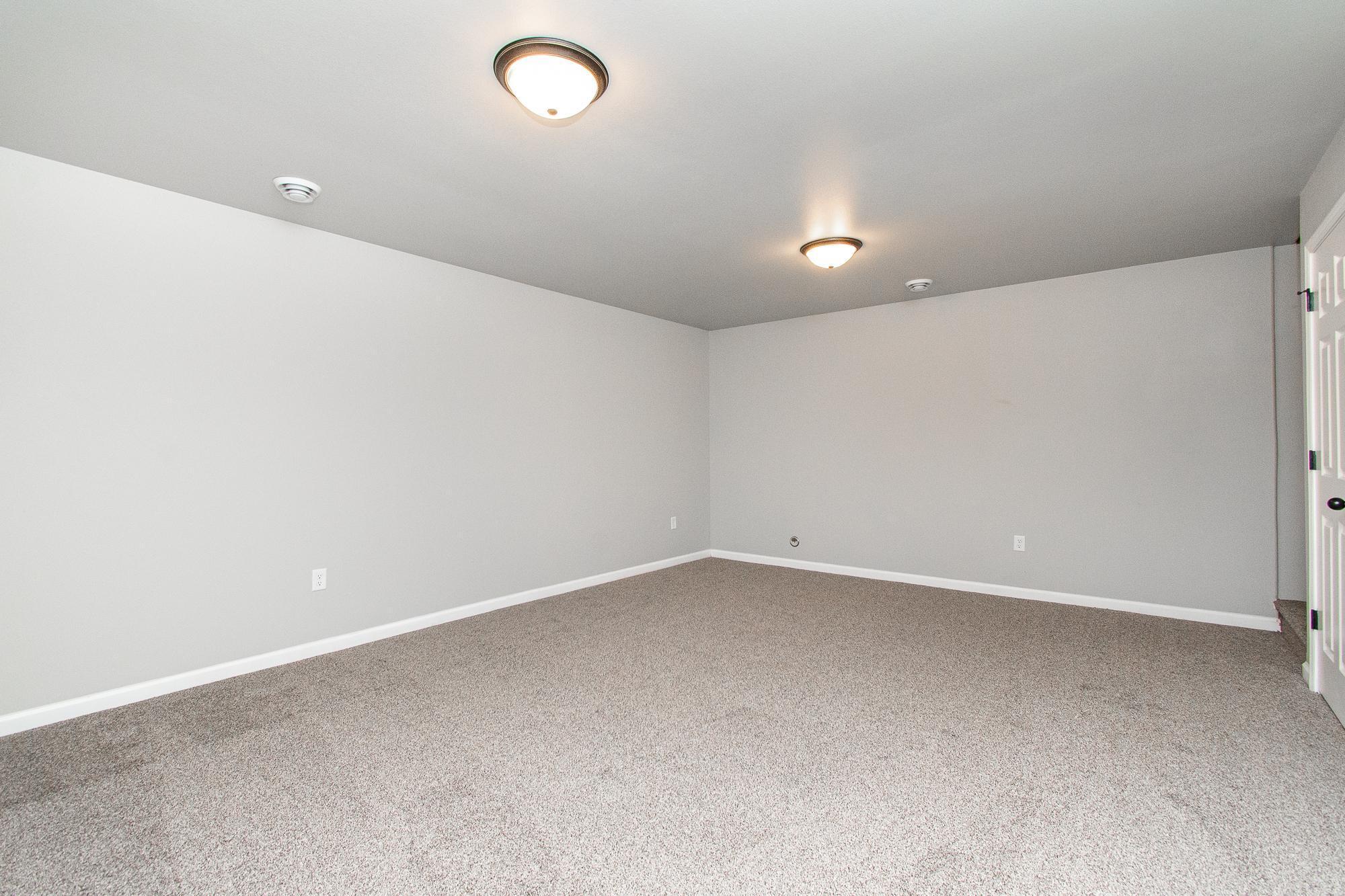 149 Pine Avenue Mapleton, ND 58059 - Photo 23 of 38