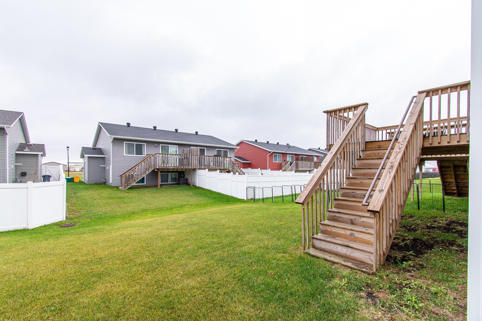 149 Pine Avenue Mapleton, ND 58059 - Photo 35 of 38