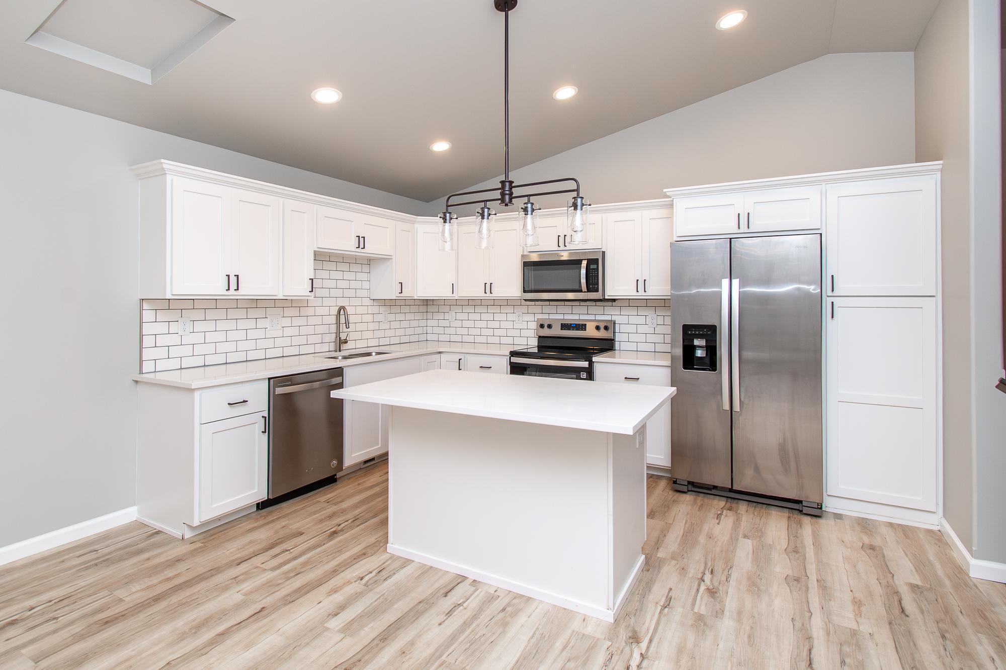 149 Pine Avenue Mapleton, ND 58059 - Photo 7 of 38