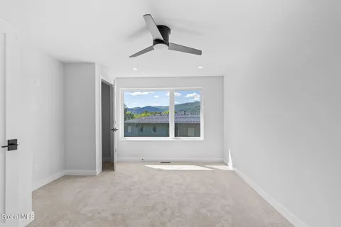 $760,300 | 16 Footpath Way, Lake George, NY 12845