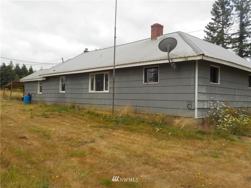 1031 Centralia Alpha Road Chehalis, WA 98532 - Photo 8 of 10 Gallery Image 8