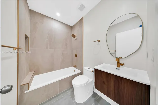 $3,400 | 807 Northwest 51st Street, Miami, FL 33127