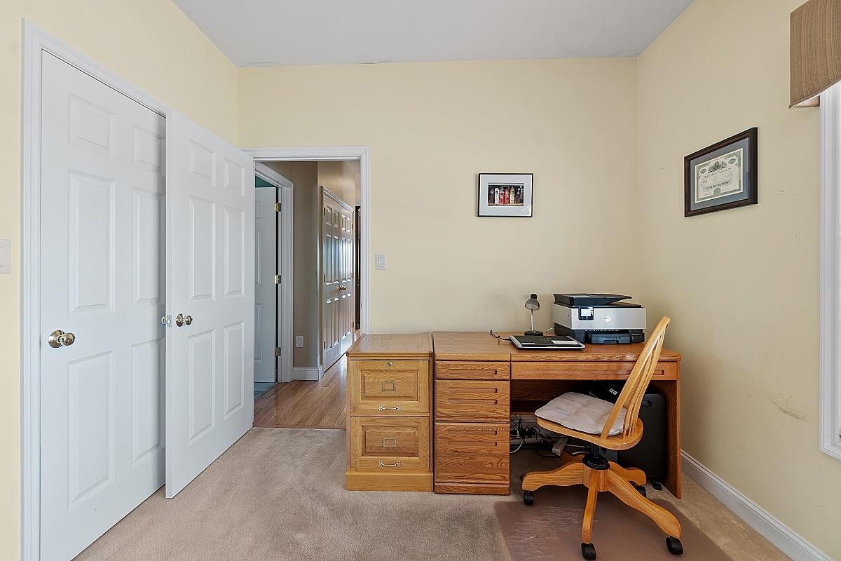 78 Mountain Village Road Salem, NH 03079 - Photo 19 of 31 Gallery Image 19