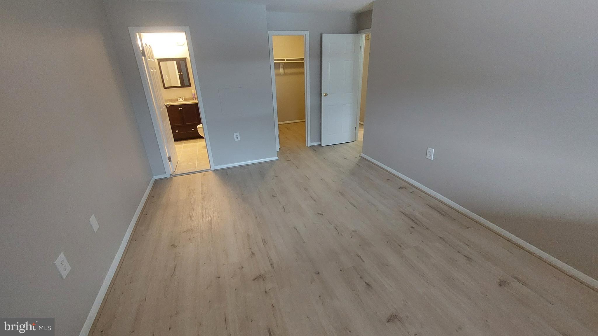 18622 Walkers Choice Road, Unit 6 Montgomery Village, MD 20886 - Photo 24 of 37 Owner Suite 2
