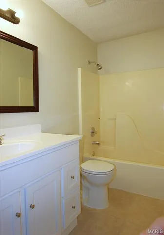 $2,450 | 360 Beckley Place, O'Fallon, MO 63304