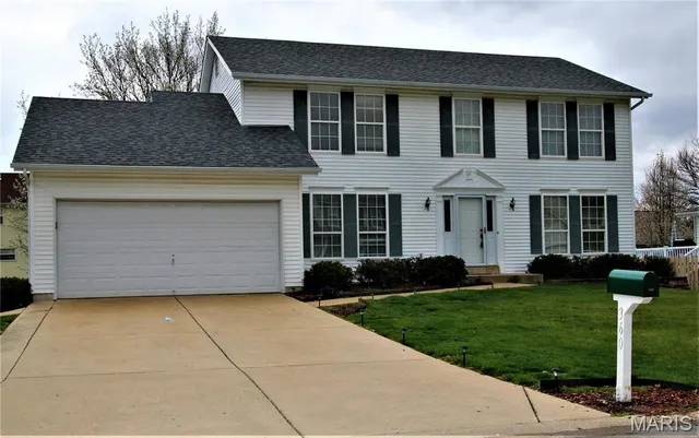 $2,450 | 360 Beckley Place, O'Fallon, MO 63304