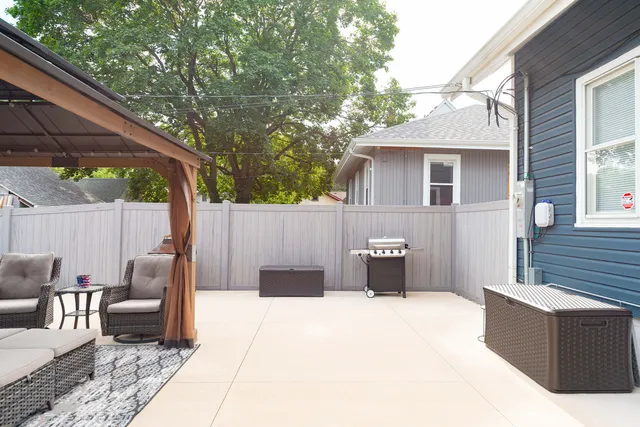 $589,000 | 1719 Post Avenue, Rockford, IL 61103