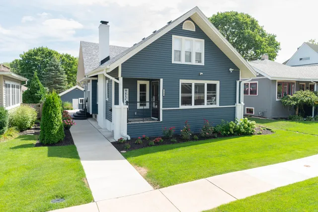 $589,000 | 1719 Post Avenue, Rockford, IL 61103