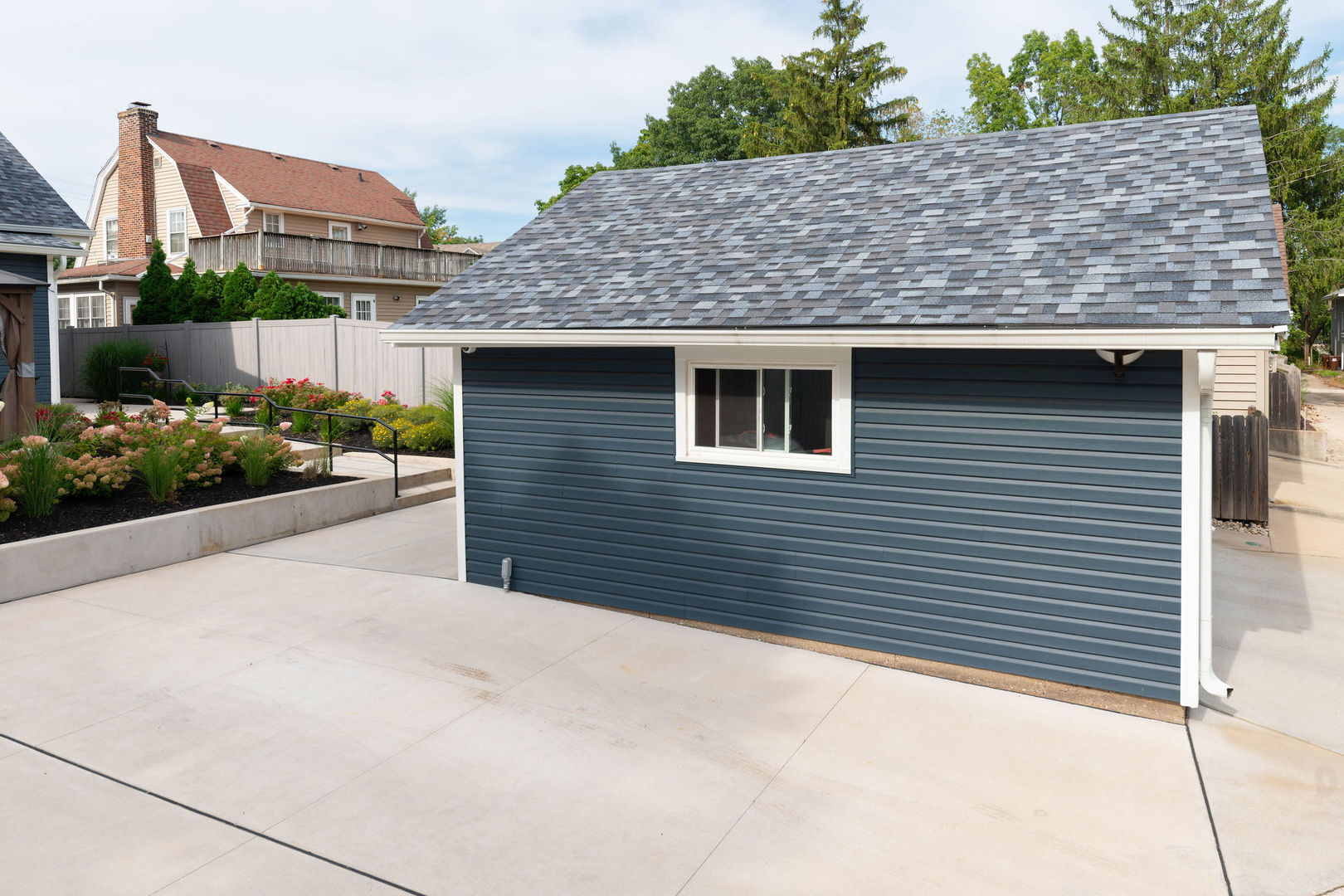 1719 Post Avenue Rockford, IL 61103 - Photo 46 of 52 a front view of a house with yard