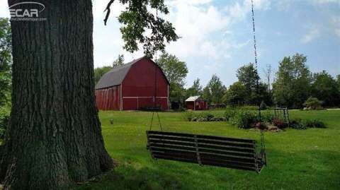 6214 Reid Road Swartz Creek, MI 48473 - Photo 2 of 16 20441414-1.JPG